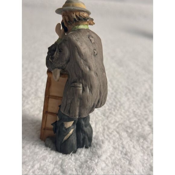 Emmett Kelly Jr. Clown Figurine Leaning on Stool “WHY ME" Flambro - Picture 5 of 10